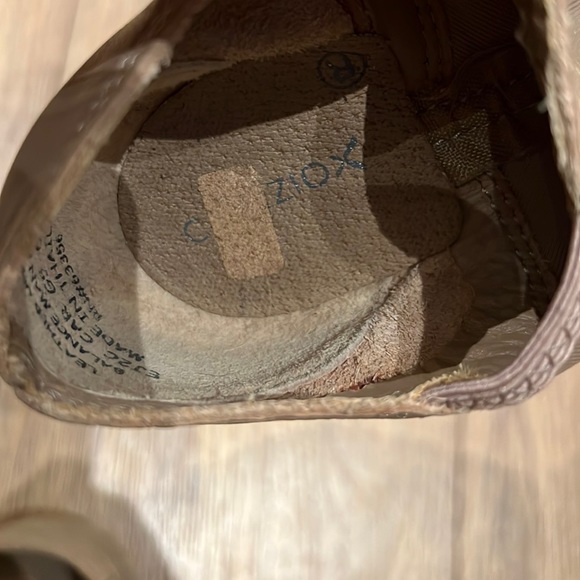 Capezio E-Series Jazz Slip On - children’s shoe - Picture 4 of 4